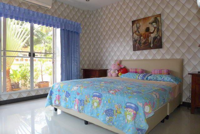 House for sale Huay Yai showing the second bedroom House for sale Huay Yai showing the second bedroom
