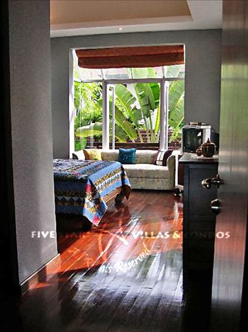 House for sale with pool at Na Jomtien showing a bedroom House for sale with pool at Na Jomtien showing a bedroom