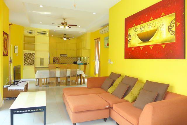House for sale East Pattaya showing the open plan concept House for sale East Pattaya showing the open plan concept