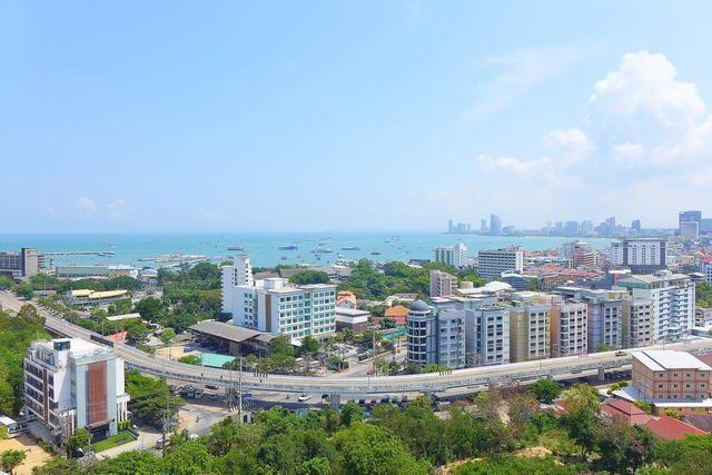 Condominium for sale Pattaya showing the views Condominium for sale Pattaya showing the views