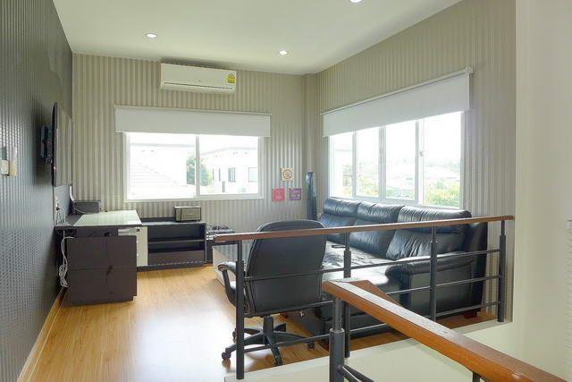House for sale East Pattaya showing the office area House for sale East Pattaya showing the office area