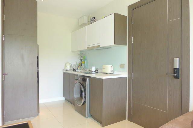 Condominium for sale Pratumnak Hill Pattaya showing the kitchen Condominium for sale Pratumnak Hill Pattaya showing the kitchen