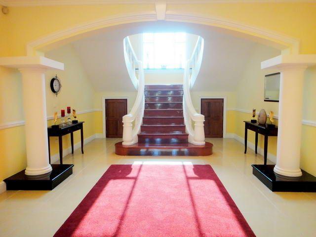 House for sale East Pattaya showing the open plan concept and staircase House for sale East Pattaya showing the open plan concept and staircase