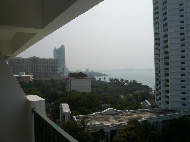 Condominium for sale in Naklua Wong Amat showing the view south Condominium for sale in Naklua Wong Amat showing the view south