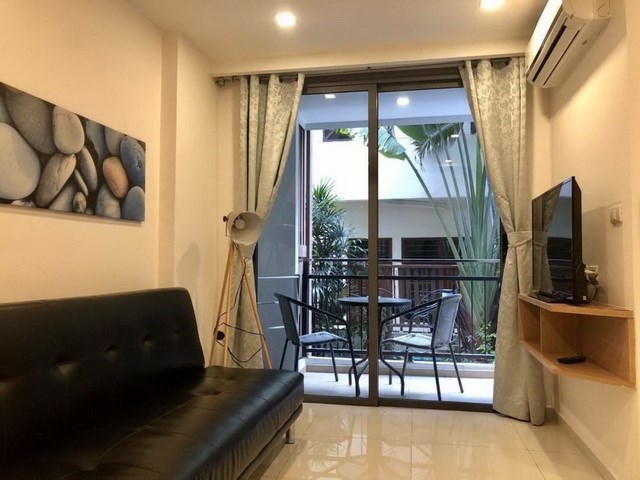 Condominium for sale Pratumnak Hill Pattaya showing the living room Condominium for sale Pratumnak Hill Pattaya showing the living room