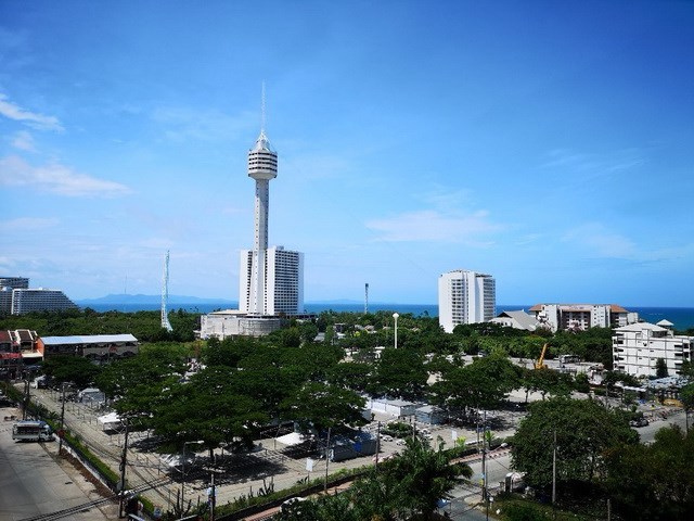 Condominium For Sale Pratumnak Pattaya showing the view Condominium For Sale Pratumnak Pattaya showing the view
