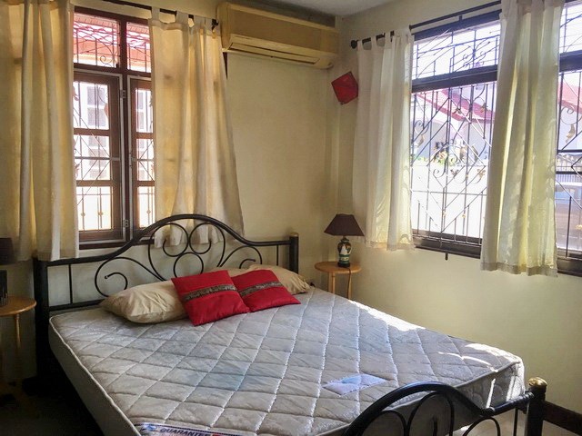 House for rent East Pattaya showing the second bedroom House for rent East Pattaya showing the second bedroom