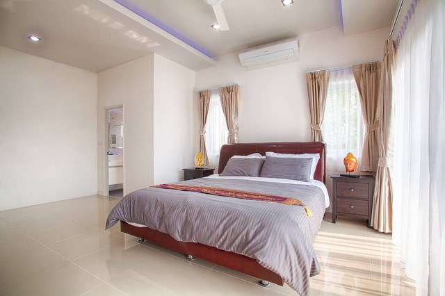 House for sale Pattaya Mabprachan showing the second bedroom concept House for sale Pattaya Mabprachan showing the second bedroom concept