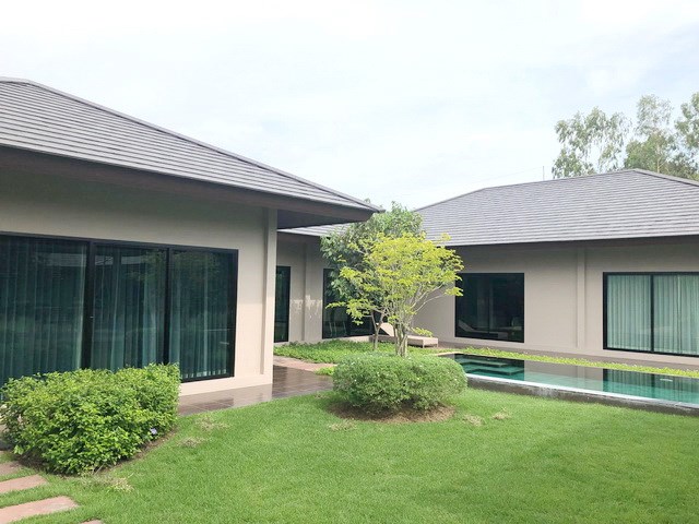 House for sale Huay Yai Pattaya showing the house House for sale Huay Yai Pattaya showing the house