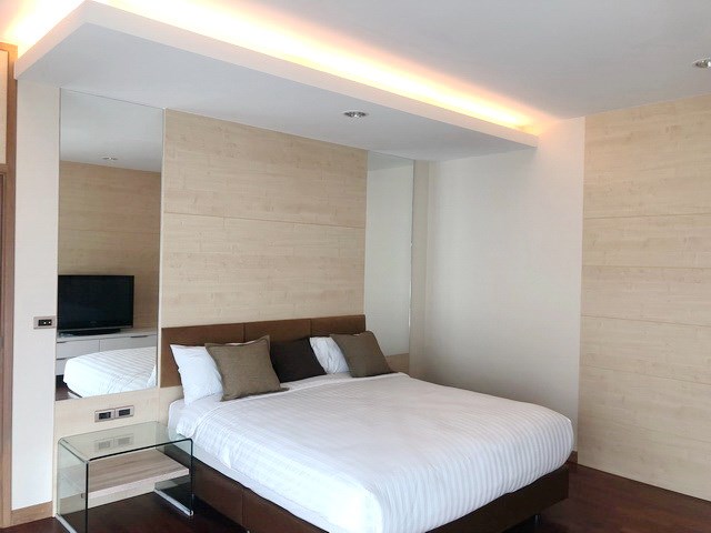 House for sale Huay Yai Pattaya showing the second bedroom suite House for sale Huay Yai Pattaya showing the second bedroom suite
