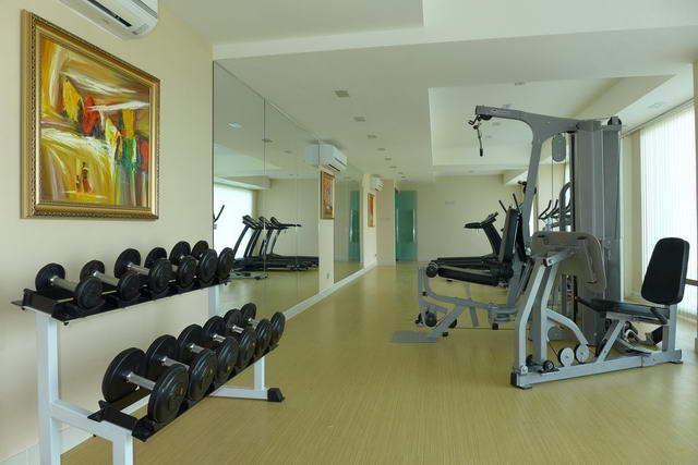 Condominium For Sale Pratumnak showing the communal gymnasium Condominium For Sale Pratumnak showing the communal gymnasium