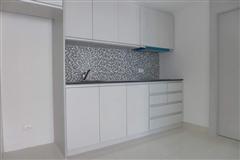 Condominium For Sale South Pattaya showing the kitchen