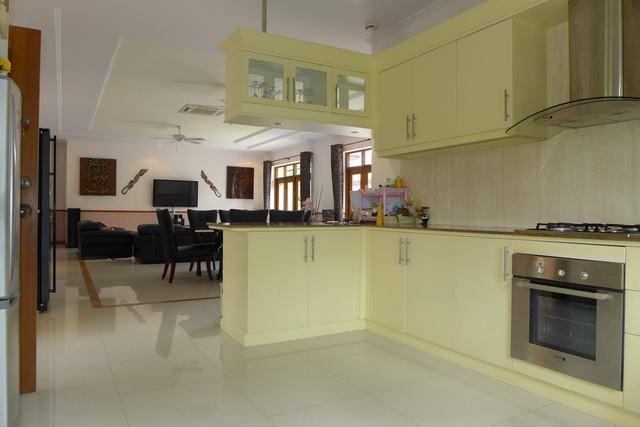 House For Sale Nongpalai showing the kitchen area House For Sale Nongpalai showing the kitchen area