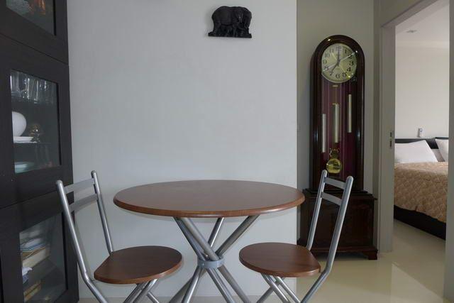 Condominium For Sale Pattaya showing the dining area Condominium For Sale Pattaya showing the dining area