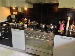 House for rent Bangsaray Pattaya showing the kitchen