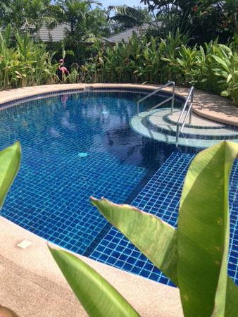 House for rent Bangsaray Pattaya showing the saltwater pool
