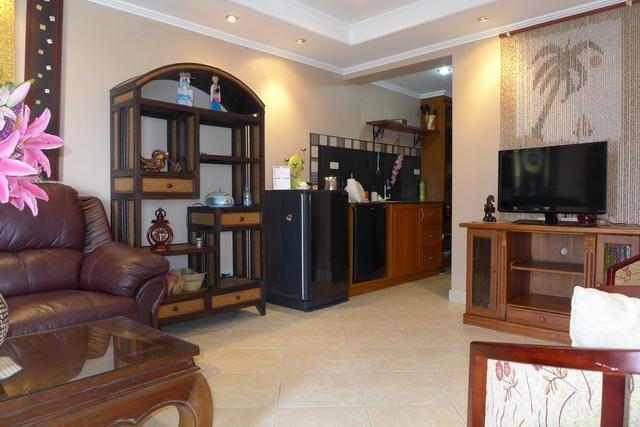 Condominium For Sale Jomtien looking towards the kitchen Condominium For Sale Jomtien looking towards the kitchen