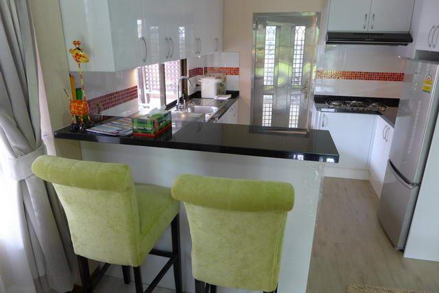House for sale East Pattaya showing the kitchen House for sale East Pattaya showing the kitchen