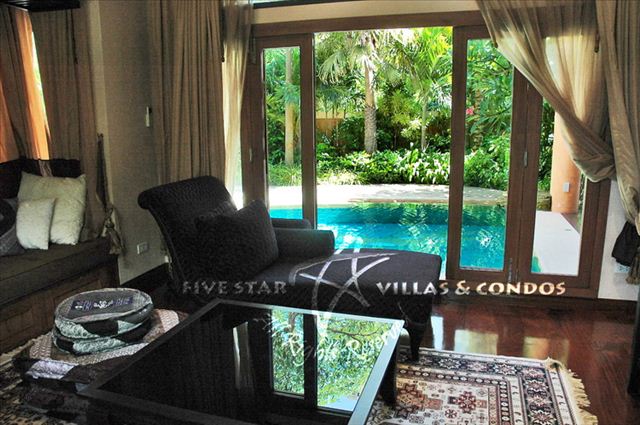 House for sale Na Jomtien showing the sitting area House for sale Na Jomtien showing the sitting area