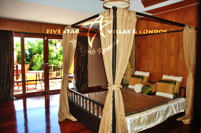 House for sale Na Jomtien showing the master bedroom House for sale Na Jomtien showing the master bedroom