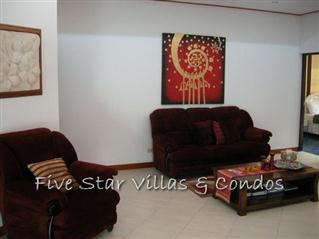 House for Sale Baan Amphur beach Pattaya showing the living room