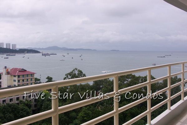 Condominium for rent on Pattaya Beach at VT 6 showing the view