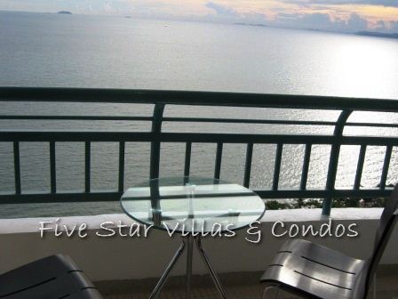 Condominium for rent on Jomtien Beach showing the balcony