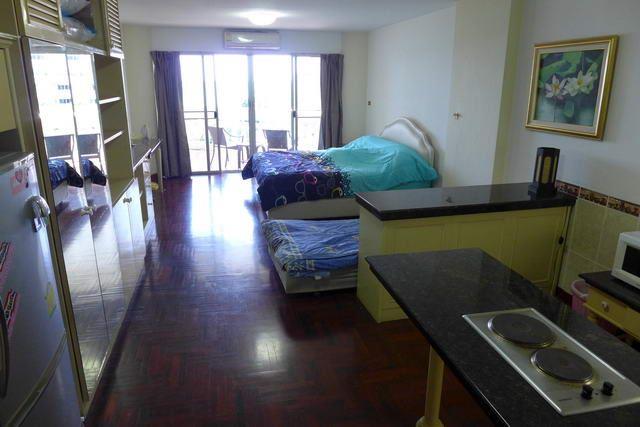 Condominium for sale in Naklua showing the kitchen area