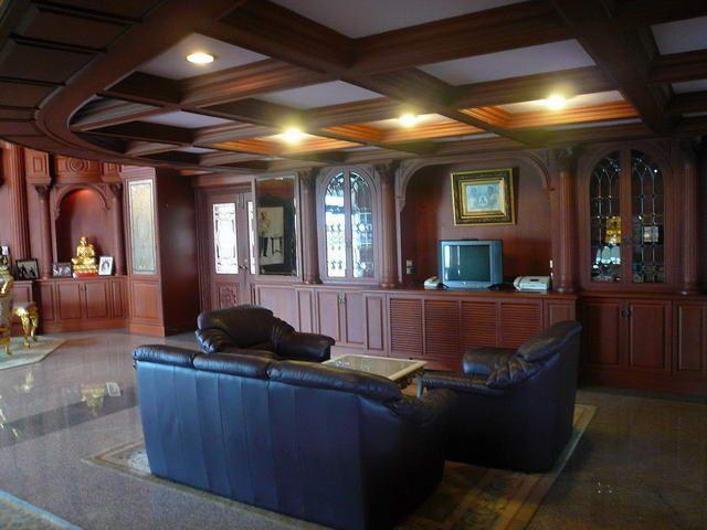 Condominium for sale at Naklua showing sitting area Condominium for sale at Naklua showing sitting area
