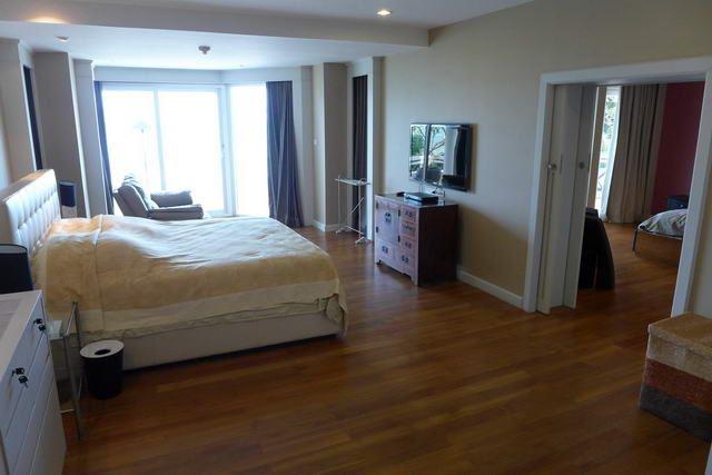 Condominium for sale Naklua showing the master bedroom suite