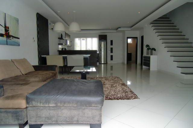 House for sale in Naklua showing the sitting area