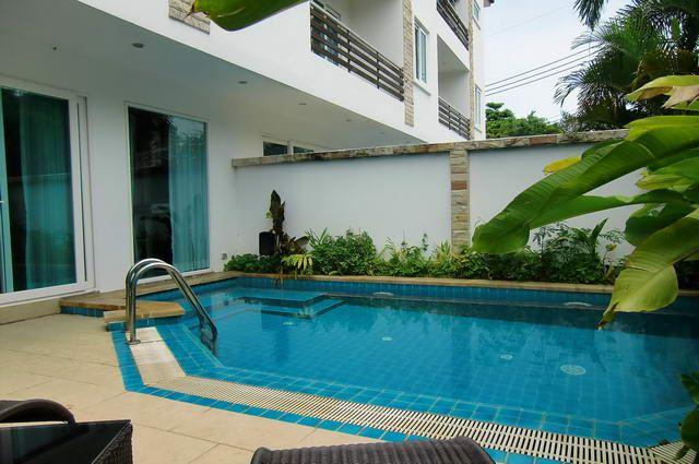 House for sale in Naklua showing the private swimming pool House for sale in Naklua showing the private swimming pool