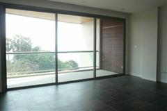 Condominium for sale in Naklua showing living room view