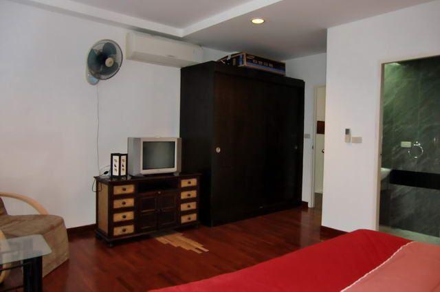 House for sale in Naklua showing the bedroom area House for sale in Naklua showing the bedroom area