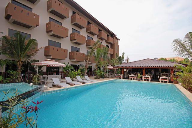 Commercial for sale in Pattaya showing the full facilities Commercial for sale in Pattaya showing the full facilities