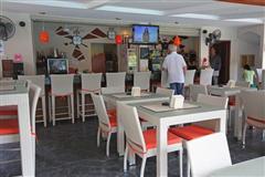Commercial for sale in Pattaya showing the restaurant