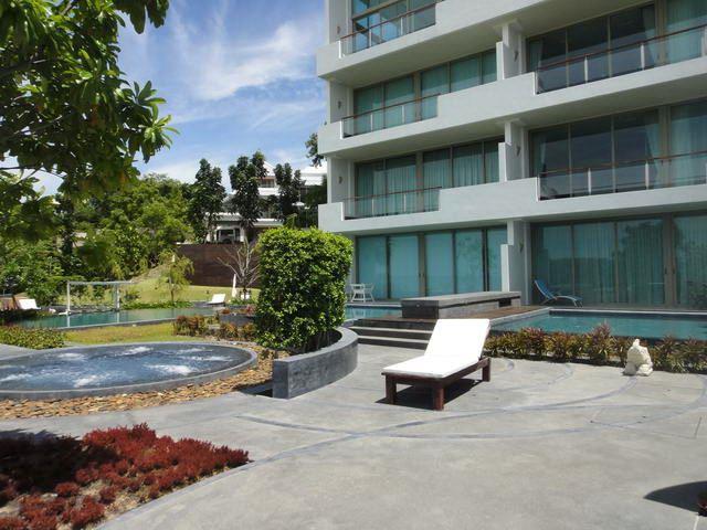 Condominium For Sale Wongamat Pattaya showing the terraces 