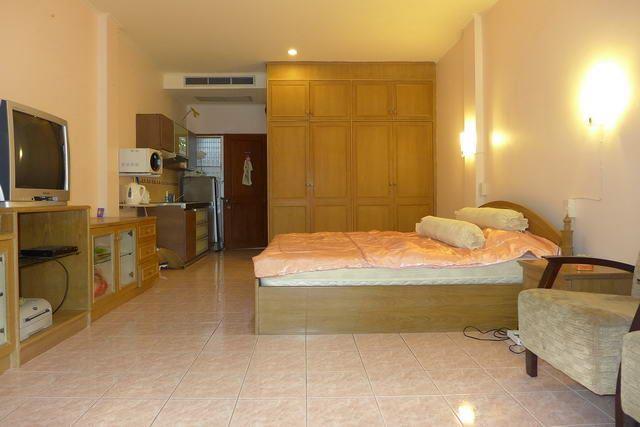 Condominium for sale in Jomtien looking from the balcony Condominium for sale in Jomtien looking from the balcony