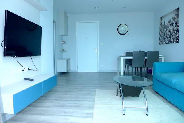 Condominium for sale Pattaya showing the living and dining areas Condominium for sale Pattaya showing the living and dining areas