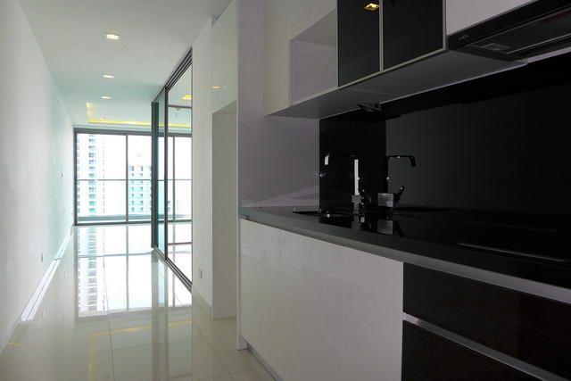 Condominium for sale Wong Amat Pattaya showing the kitchen Condominium for sale Wong Amat Pattaya showing the kitchen