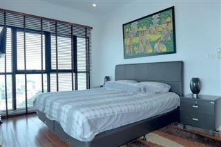 Condominium for sale Pattaya showing the second master bedroom