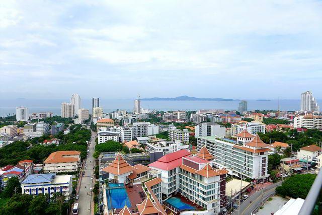Condominium for sale Pattaya showing the city and sea views
