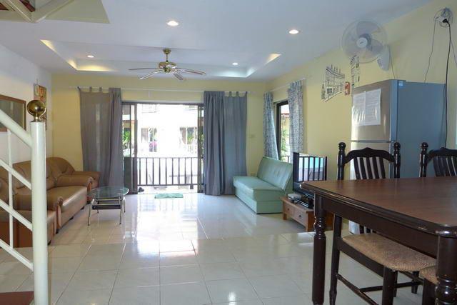 Pool resort and villa business for sale Pratumnak Pattaya showing the living and dining areas Pool resort and villa business for sale Pratumnak Pattaya showing the living and dining areas