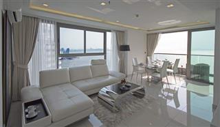 Condominium for sale Wong Amat Pattaya showing living and dining areas