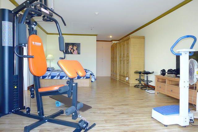 Condominium for sale Pattaya showing the Gym Condominium for sale Pattaya showing the Gym