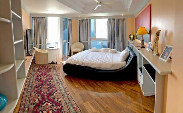 condominium for sale Wong Amat Pattaya showing a bedroom condominium for sale Wong Amat Pattaya showing a bedroom