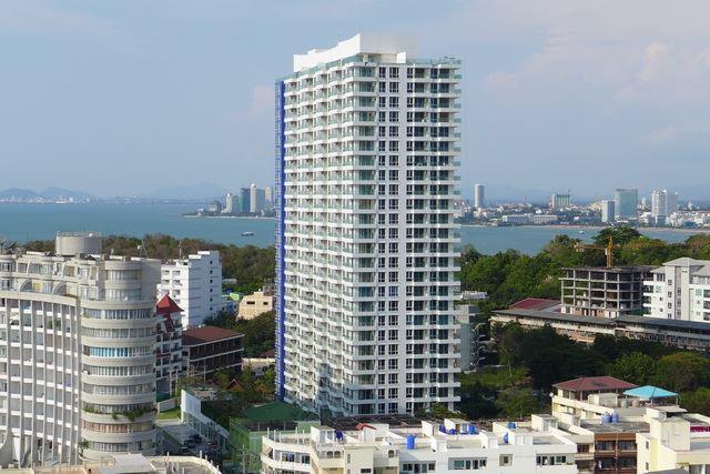 Condominium for sale Pratumnak Hill Pattaya showing the views Condominium for sale Pratumnak Hill Pattaya showing the views