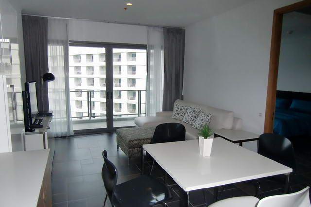 Condominium for sale in Naklua showing the dining living area Condominium for sale in Naklua showing the dining living area
