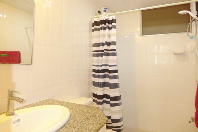 Condominium for sale South Pattaya showing the bathroom Condominium for sale South Pattaya showing the bathroom