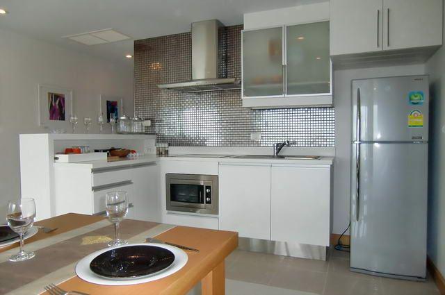 Condominium for sale in Na Jomtien showing the kitchen Condominium for sale in Na Jomtien showing the kitchen
